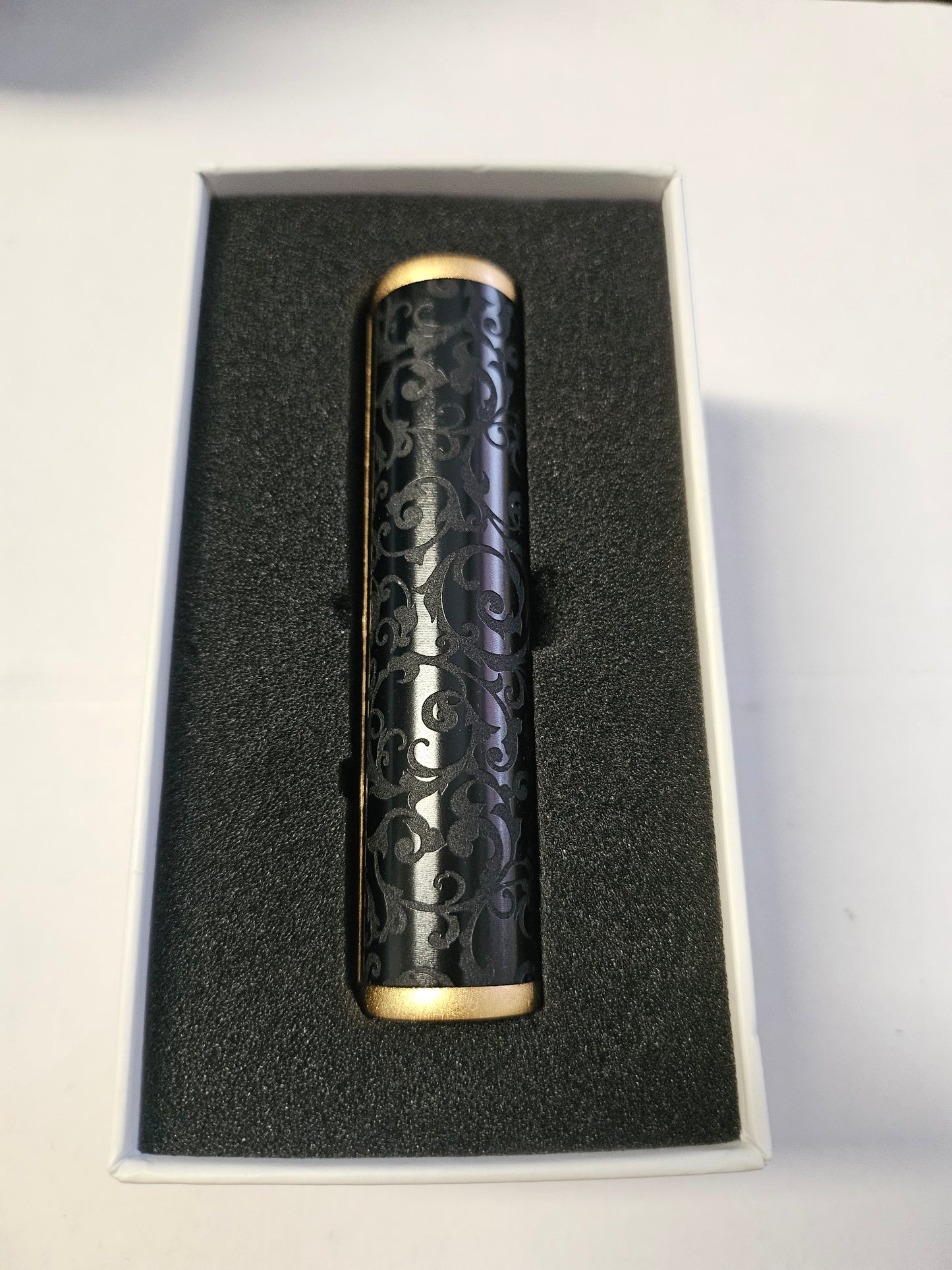 Yihi SXmini Mi Class 1,8ml 400mAh Pod System Schwarz-gold