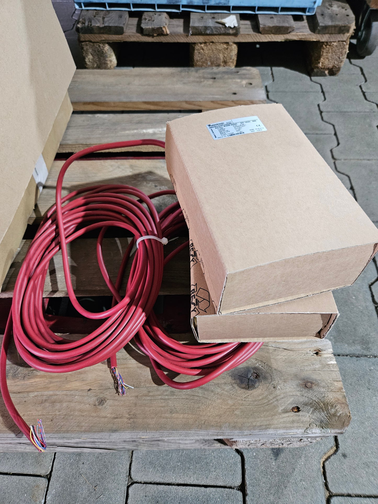 TR Electronic IES58-00043