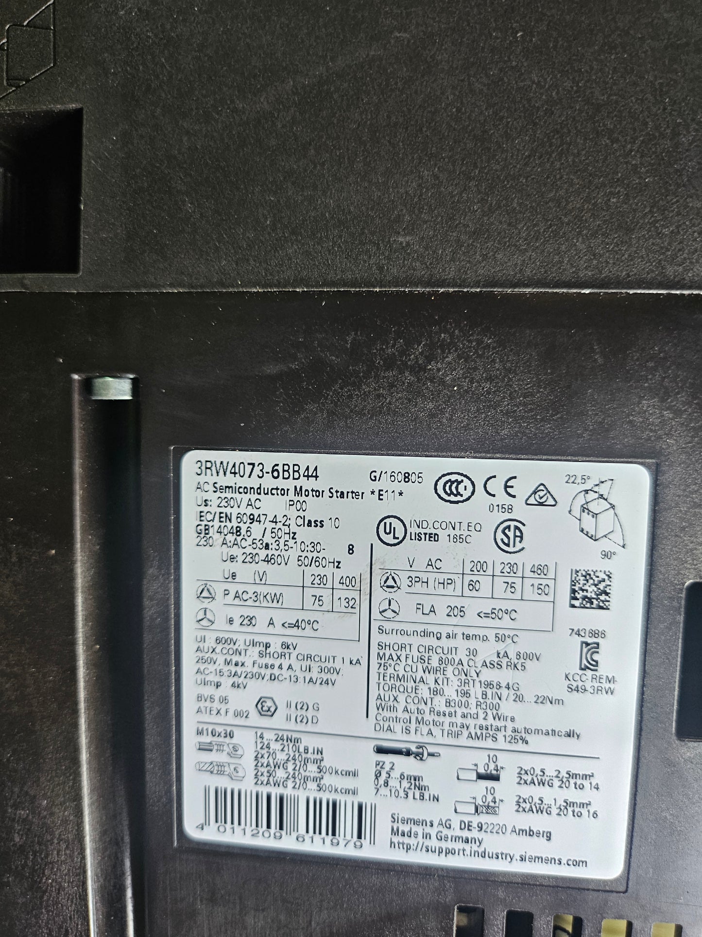 Siemens 3RW4073-6BB44 Siemens SIRIUS soft starter S12 230 A, 132 kW/400 V, 40 °C 200-460 V AC, 230 V AC Screw terminals