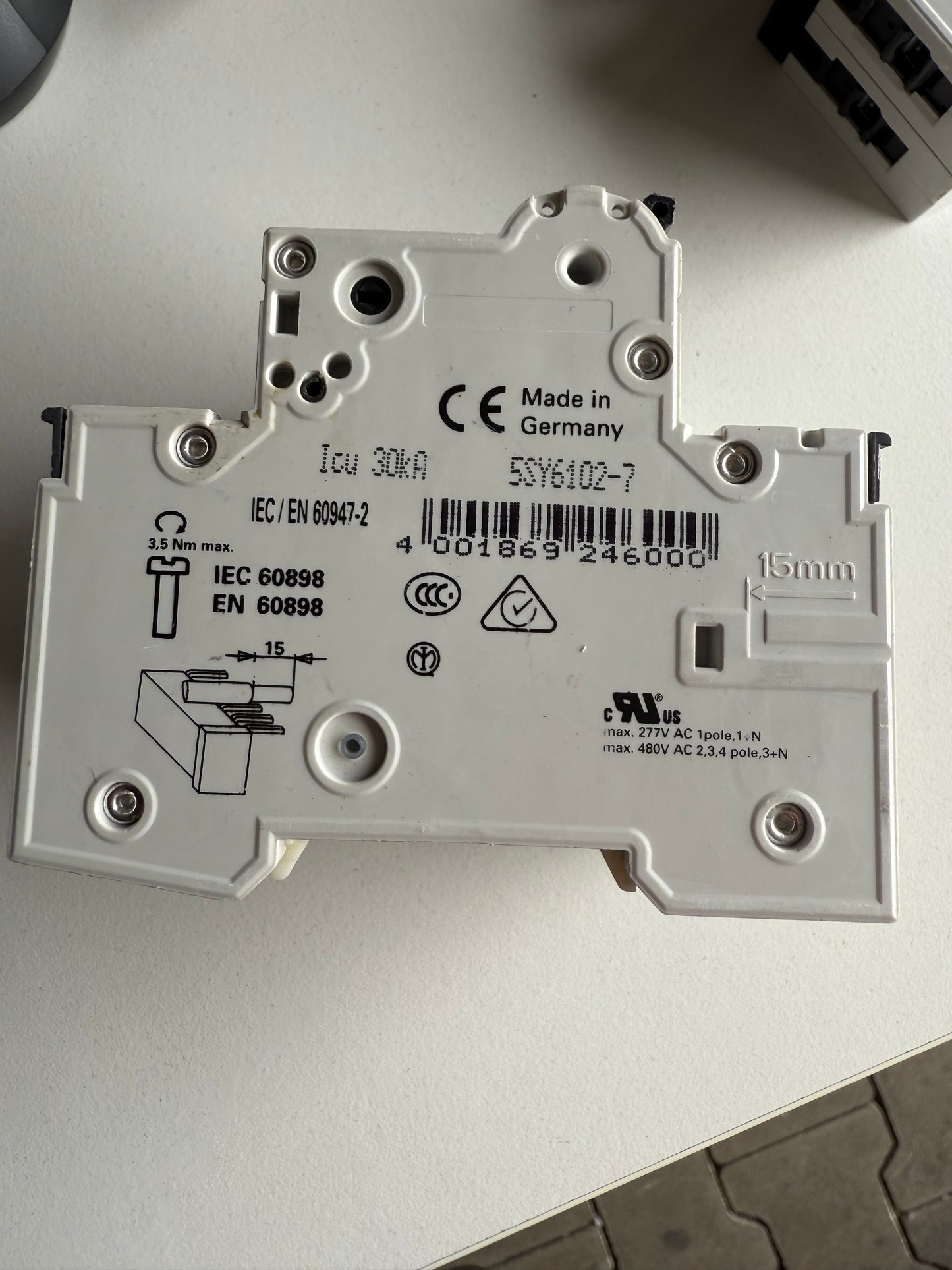 Siemens 5SY6102-7