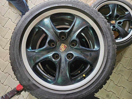 Original 911 Porsche 996 7x17 ET55 Alufelge 99636212401