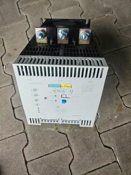 Siemens 3RW4073-6BB44 Siemens SIRIUS soft starter S12 230 A, 132 kW/400 V, 40 °C 200-460 V AC, 230 V AC Screw terminals