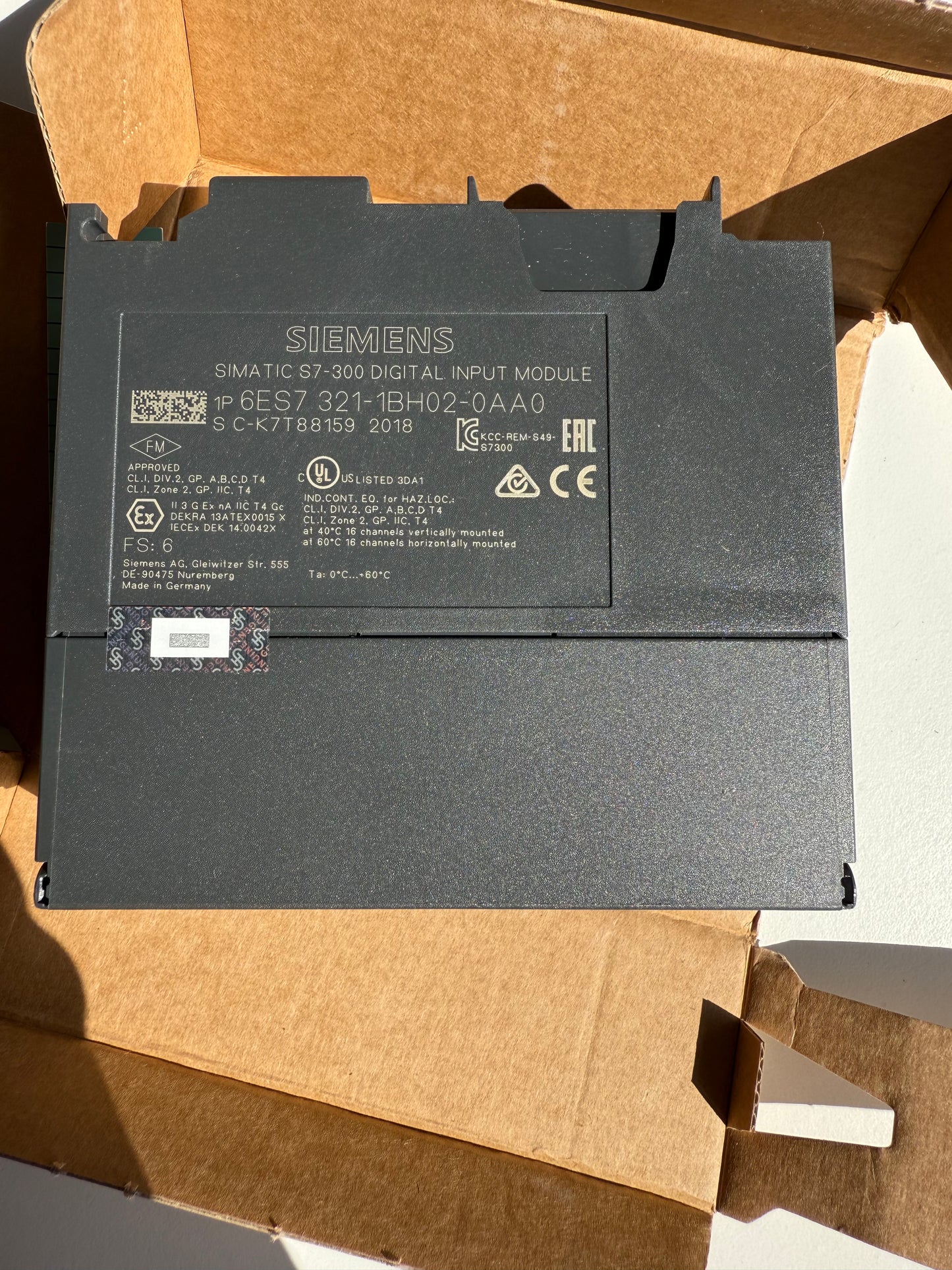 SIEMENS Simatic 6ES7332-5HB01-0AB0