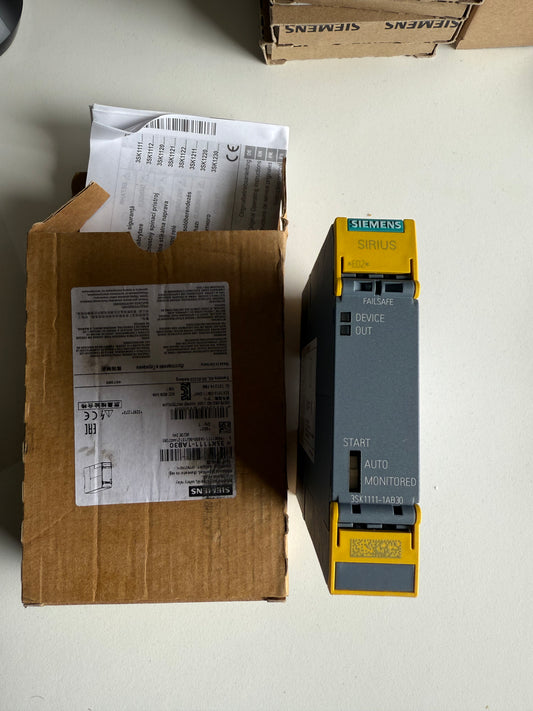 Siemens 3SK1111-1AB30 Sicherheitsrelais