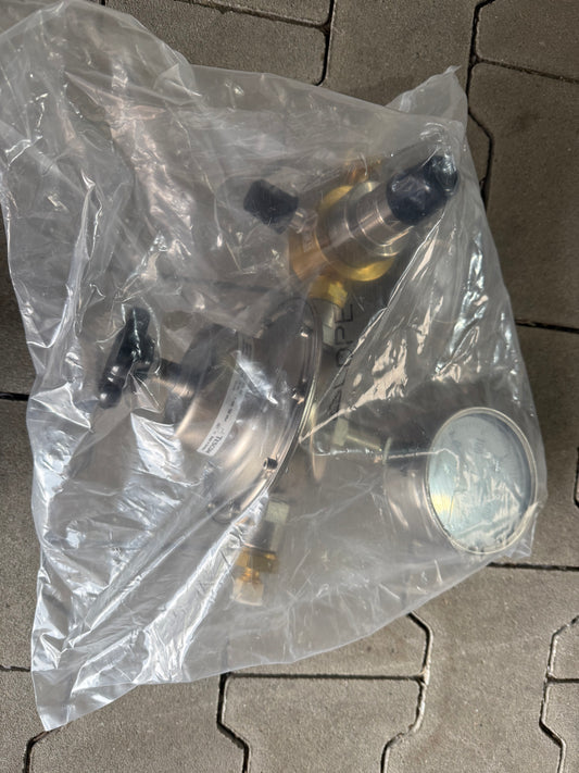 TESCOM™ Labo Doppelregulus Druckminderer