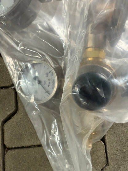 TESCOM™ Labo Doppelregulus Druckminderer