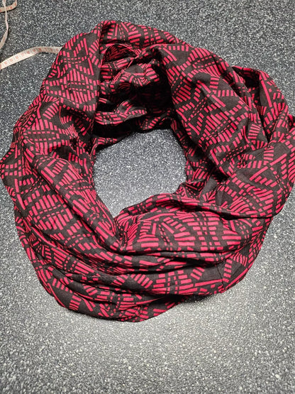 Trendiger Loopschal Farbe rot-schwarz Trendiger Damen-Loop-Schal, Schlauchschal